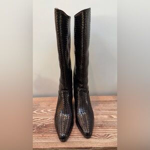 Stephane Kilean 5.5 eu Black Woven boots
Vintage, never worn 100% leather.